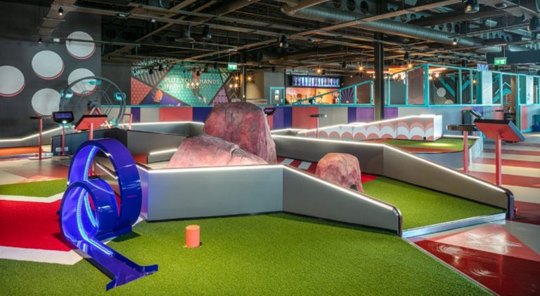 Smart mini golf game 10a 13